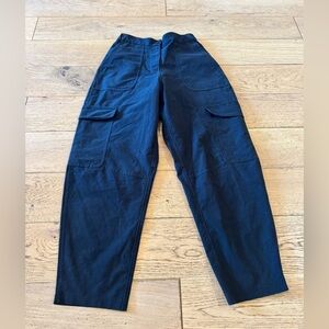 Lululemon Utilitech Cargo Pants Women’s Size 27‎